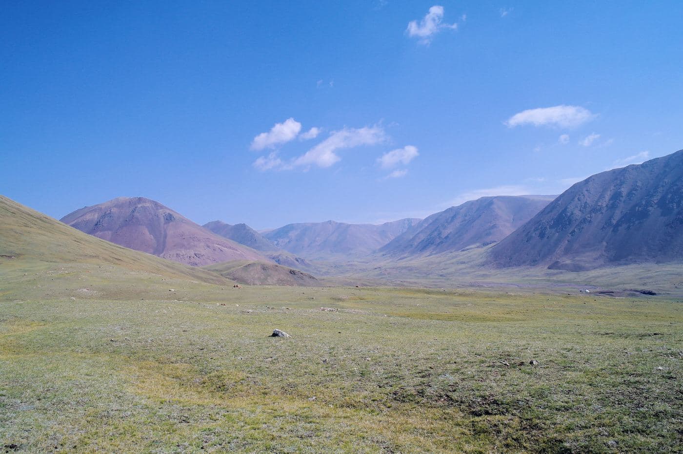 Trek out from roadhead to base camp, Tavan Bogd national park